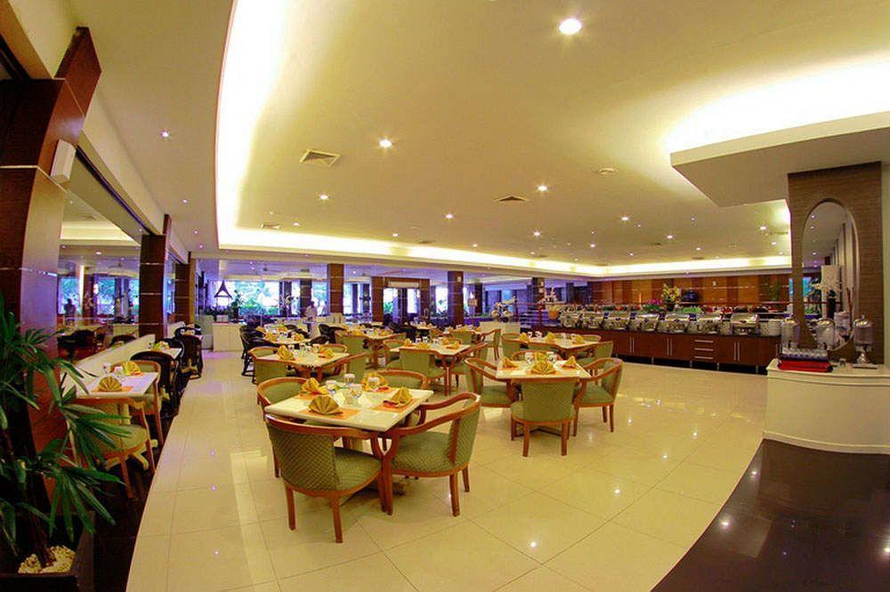 潘格兰海滩酒店 巴东 外观 照片
