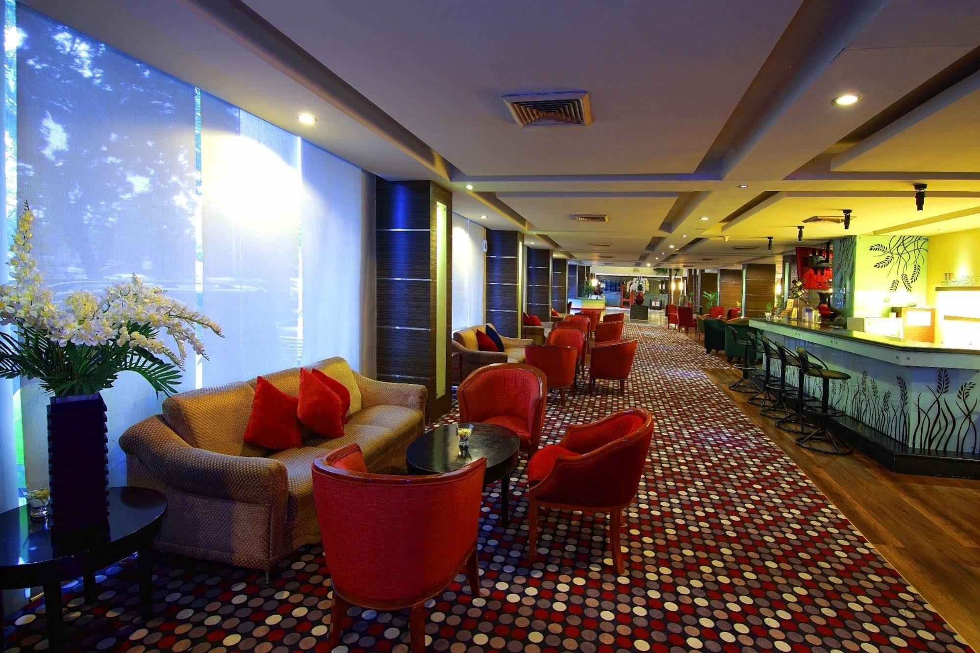 潘格兰海滩酒店 巴东 外观 照片